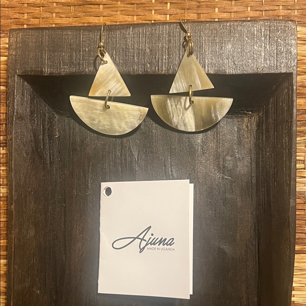 Ajuna Geometric Cow Horn Earrings
